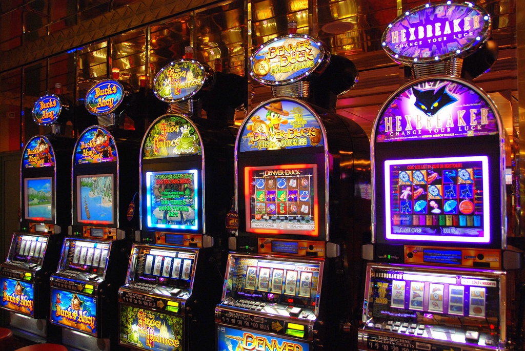 Online Slot Machine Games